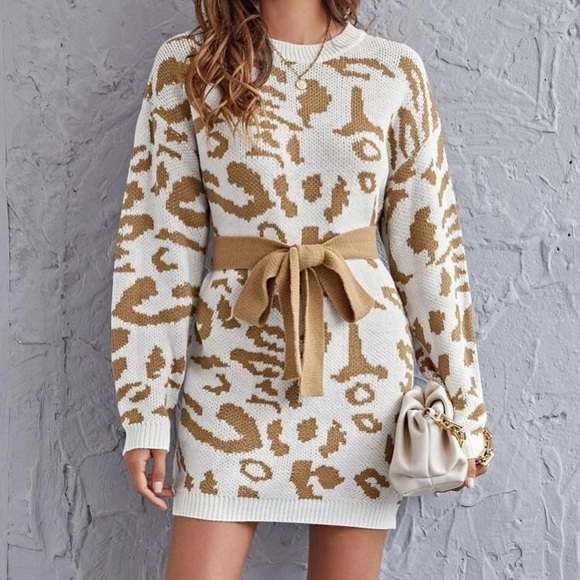 🆕LAST ONE🛍 Gold Leopard Ribbon Tie Sweater Dress - Picture 5 of 5